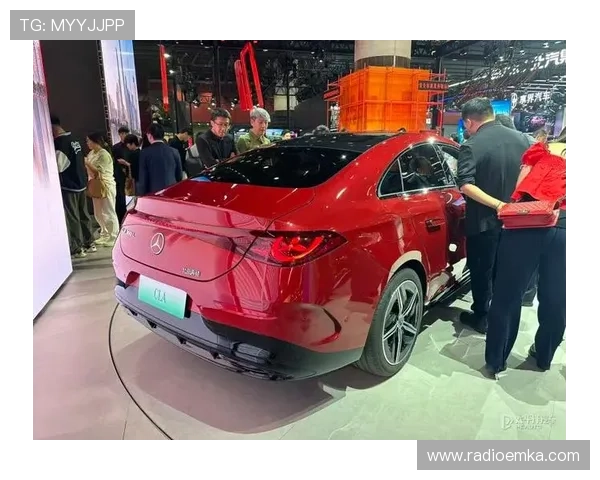 奔驰在线娱乐平台的特色功能介绍，带你深入了解豪华车品牌的线上娱乐生态